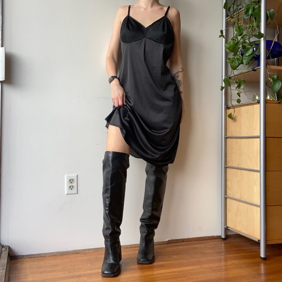 Vintage Dresses & Skirts - Vintage black midi slip dress